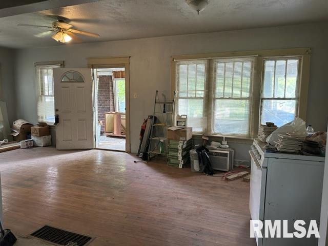 119 McCann Street Benton, IL 62812 - Photo 11 of 22