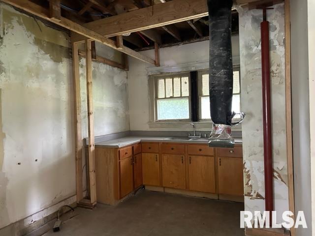 119 McCann Street Benton, IL 62812 - Photo 13 of 22