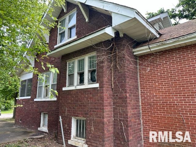 119 McCann Street Benton, IL 62812 - Photo 5 of 22