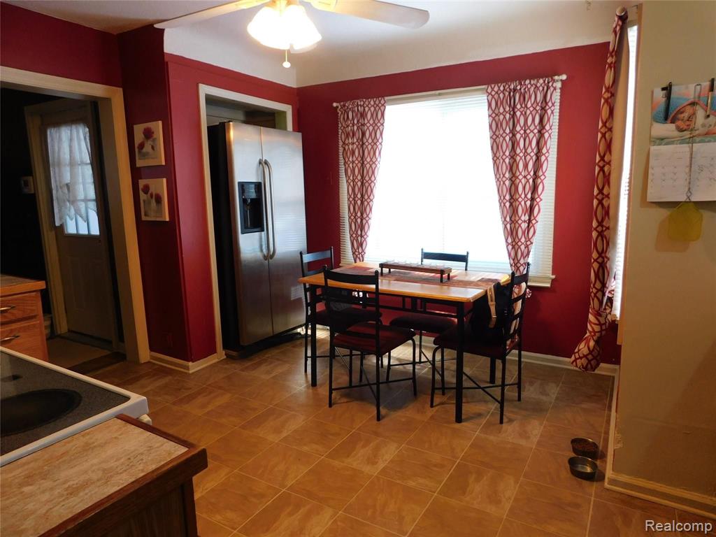 2539 Lavelle Road Flint, MI 48504 - Photo 8 of 22 Gallery Image 8