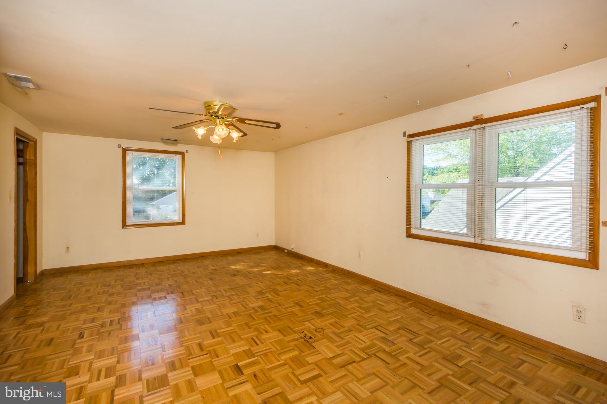 1724 Drexel Road Dundalk, MD 21222 - Photo 28 of 36 Primary bedroom