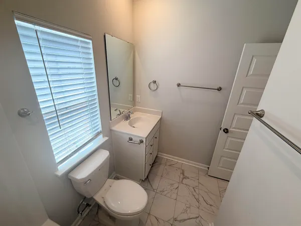 $450,000 | 546 Magnolia Terrace Drive, Columbia, SC 29209