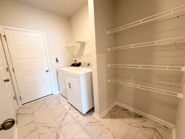 $450,000 | 546 Magnolia Terrace Drive, Columbia, SC 29209