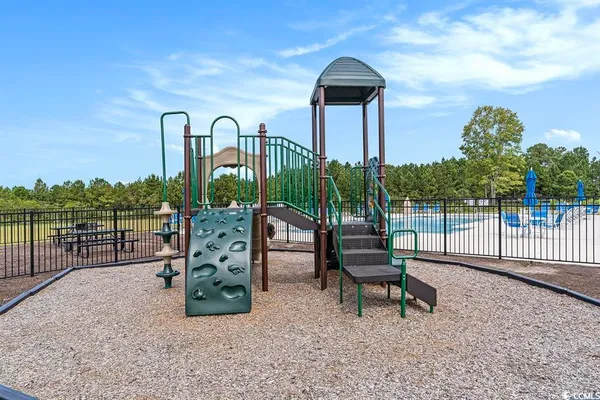 $450,000 | 546 Magnolia Terrace Drive, Columbia, SC 29209