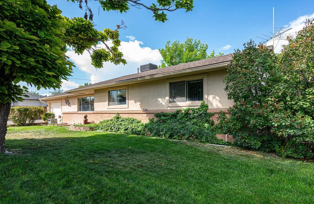 183 Lantzer Road Grand Junction, CO 81503 - Photo 3 of 37 Gallery Image 3