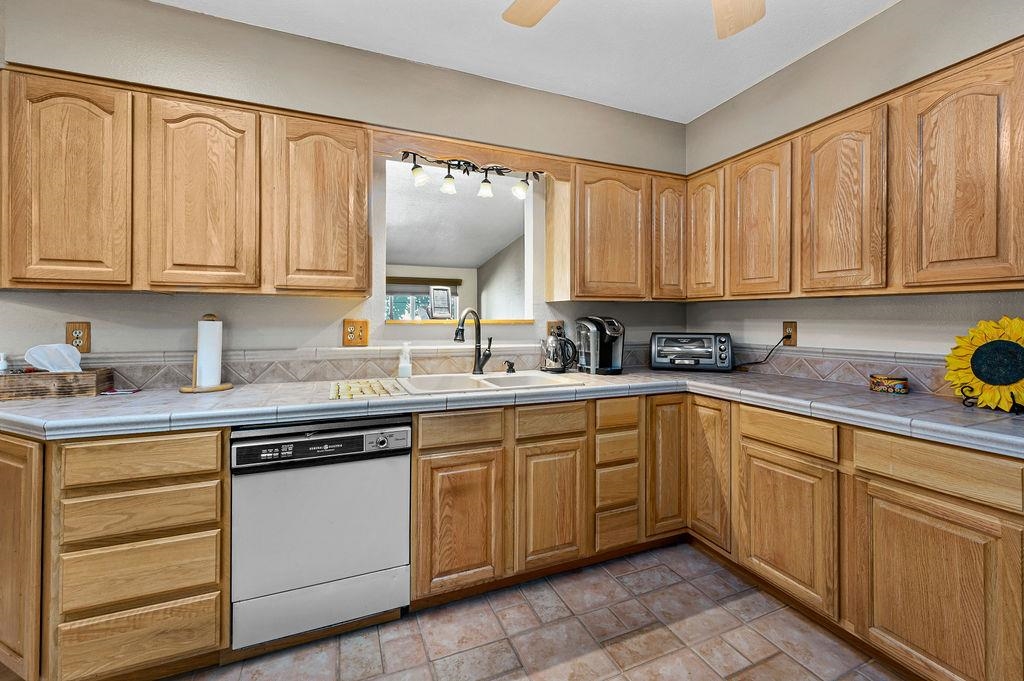 183 Lantzer Road Grand Junction, CO 81503 - Photo 8 of 37 Gallery Image 8
