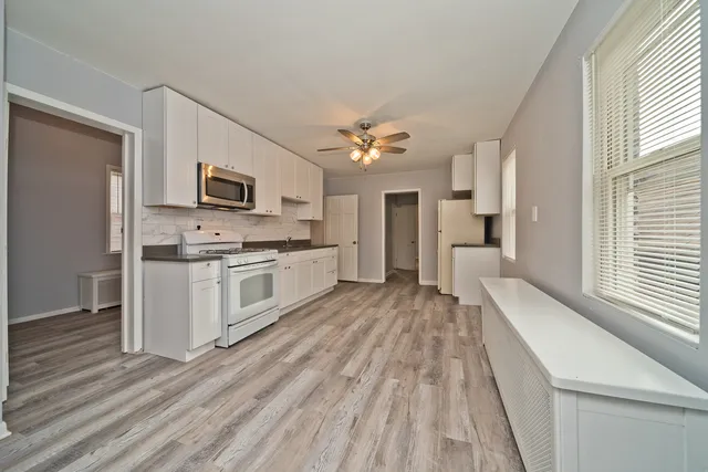 $1,800 | 3641 South Union Avenue, Unit 2, Chicago, IL 60609