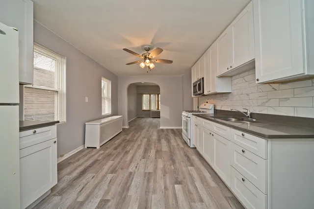 $1,800 | 3641 South Union Avenue, Unit 2, Chicago, IL 60609