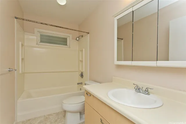 $2,300,000 | 905 Kainui Drive, Kailua, HI 96734