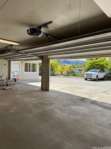 $2,300,000 | 905 Kainui Drive, Kailua, HI 96734