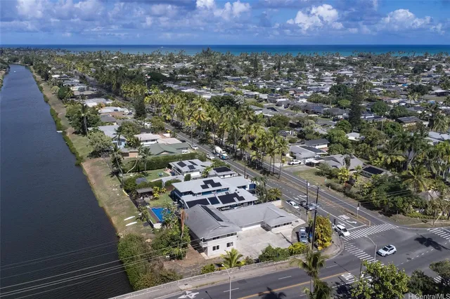 $2,300,000 | 905 Kainui Drive, Kailua, HI 96734