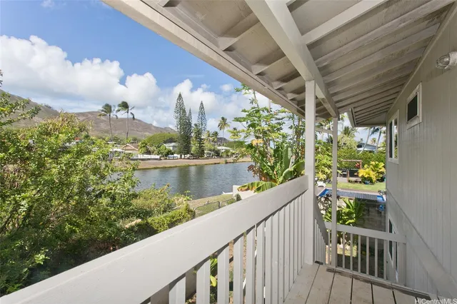 $2,300,000 | 905 Kainui Drive, Kailua, HI 96734