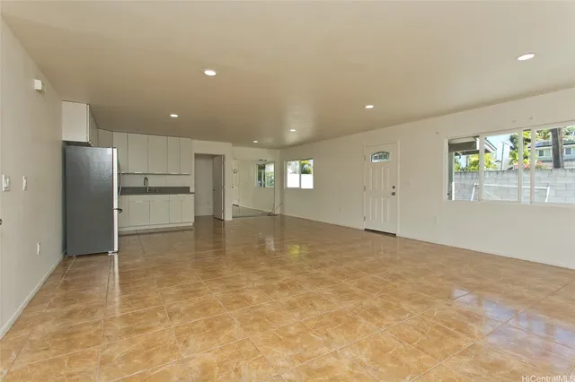 $2,300,000 | 905 Kainui Drive, Kailua, HI 96734