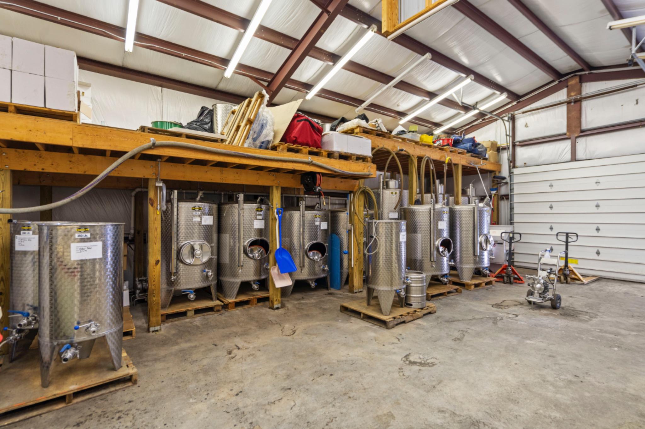3238 Railstop Road Markham, VA 22643 - Photo 22 of 33 a view of a room with gym equipment