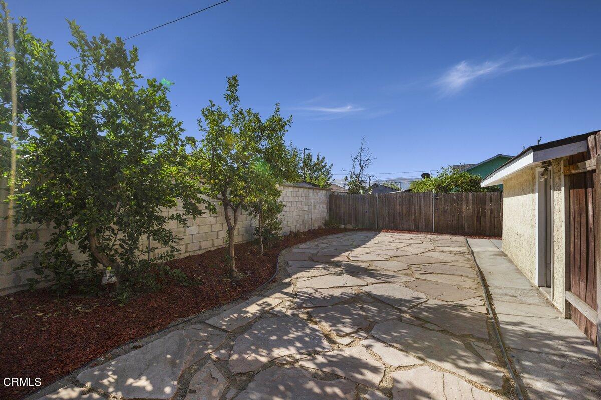 746 B Street Fillmore, CA 93015 - Photo 12 of 15 Yard