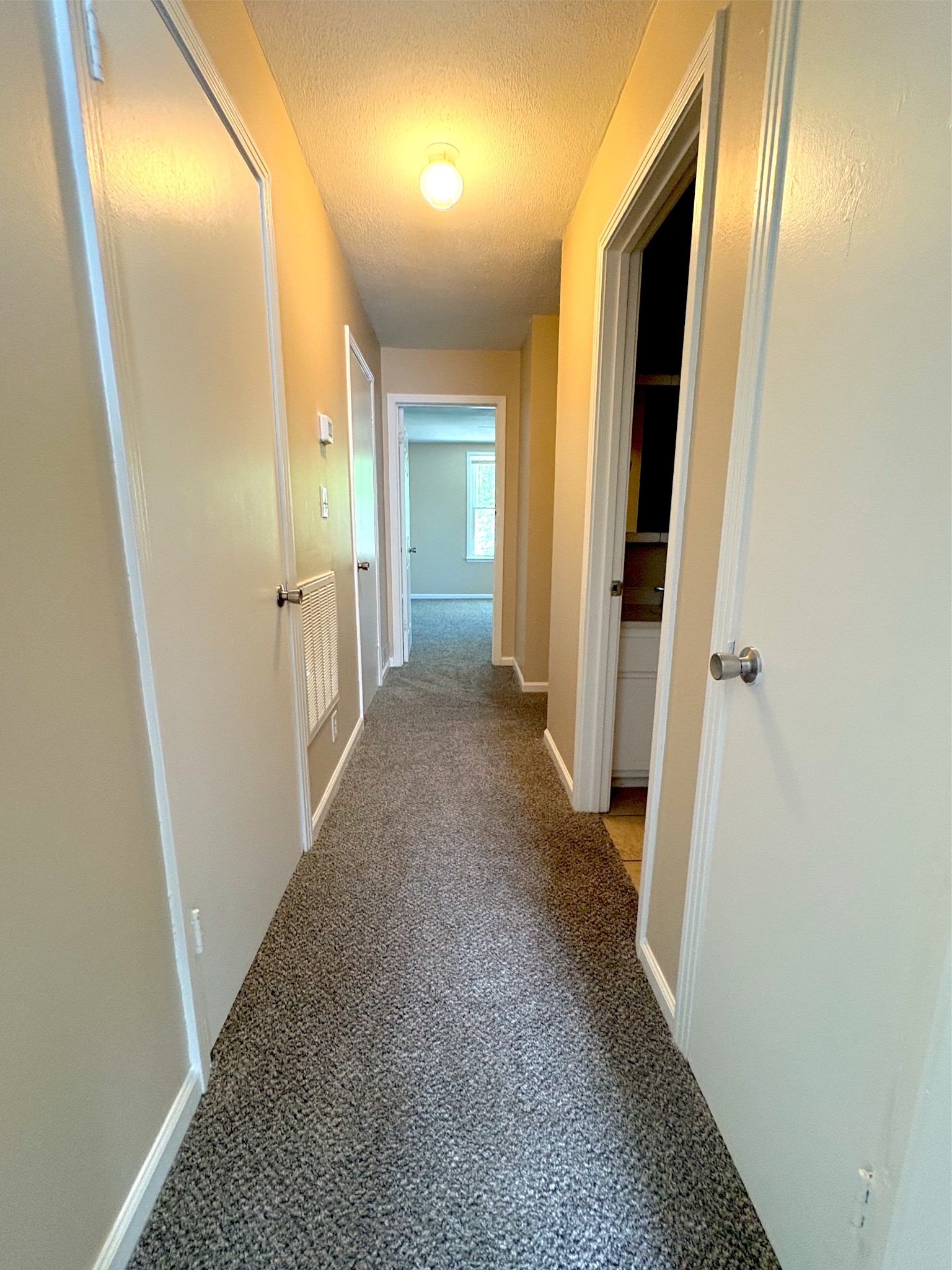 404 Carter Road Clarksville, TN 37042 - Photo 10 of 12