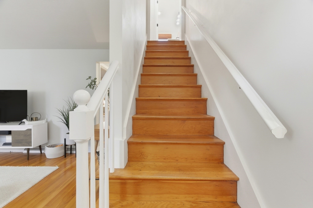 31 Allen Road Tewksbury, MA 01876 - Photo 17 of 35