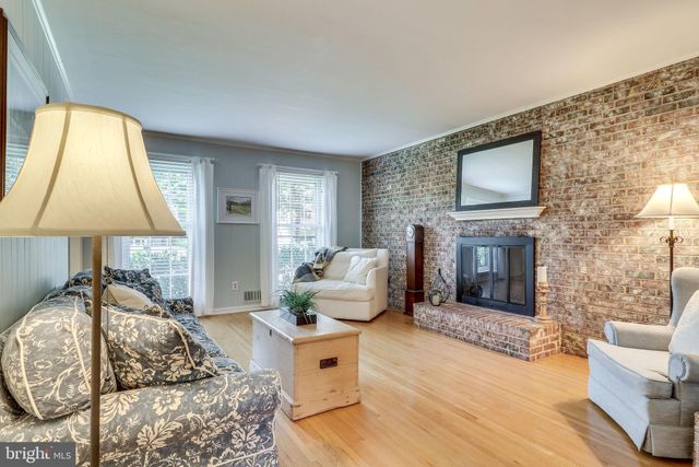 $791,000 | 4307 Bushie Court, Alexandria, VA 22312