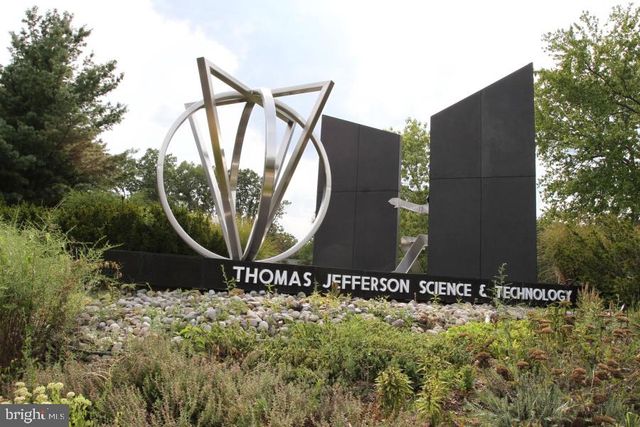 $791,000 | 4307 Bushie Court, Alexandria, VA 22312