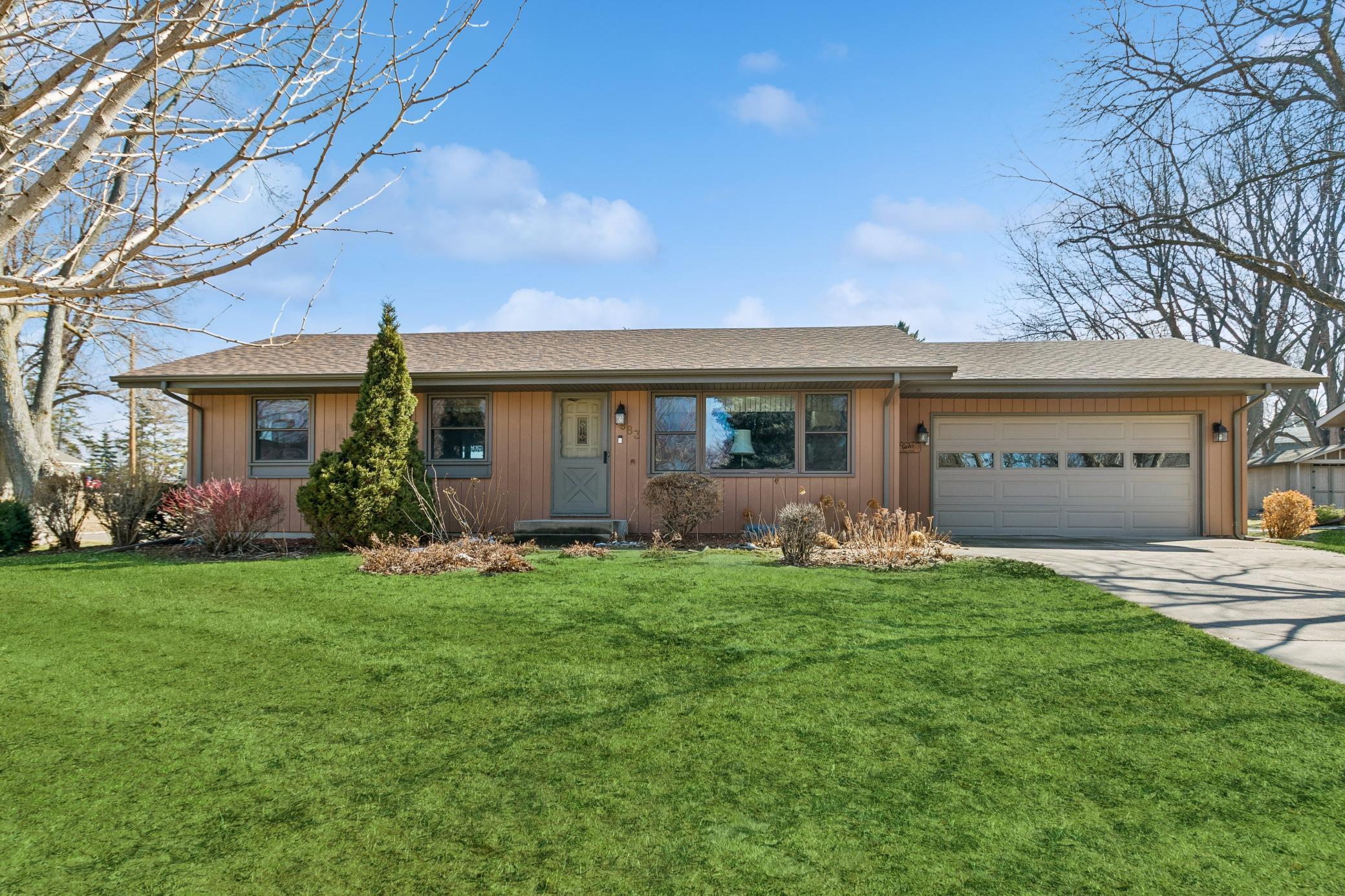683 Riviera Drive New Brighton, MN 55112 - Photo 1 of 1 Gallery Image 1