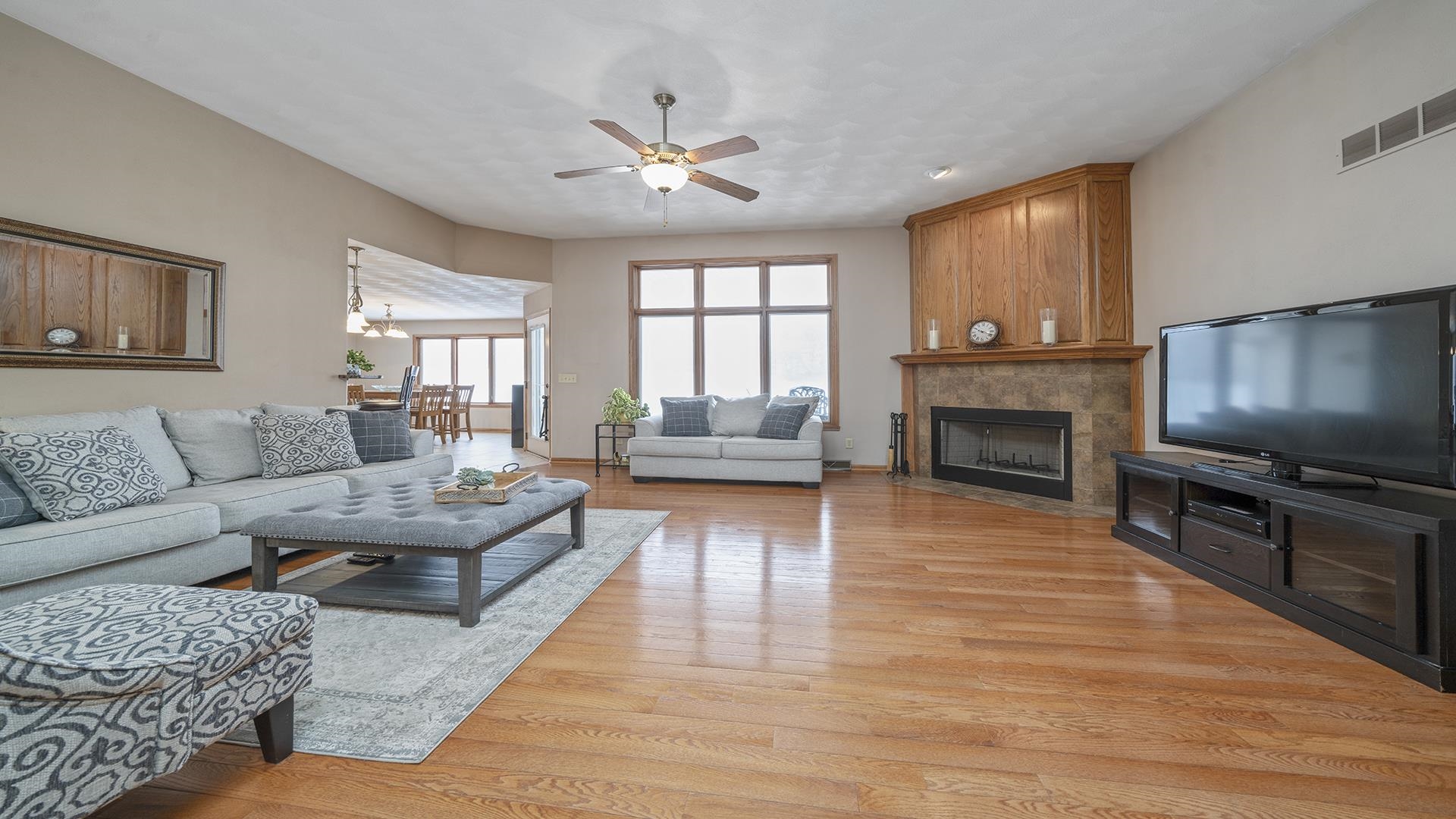 2590 3 Forks Road Belvidere, IL 61008 - Photo 2 of 29 Gallery Image 2
