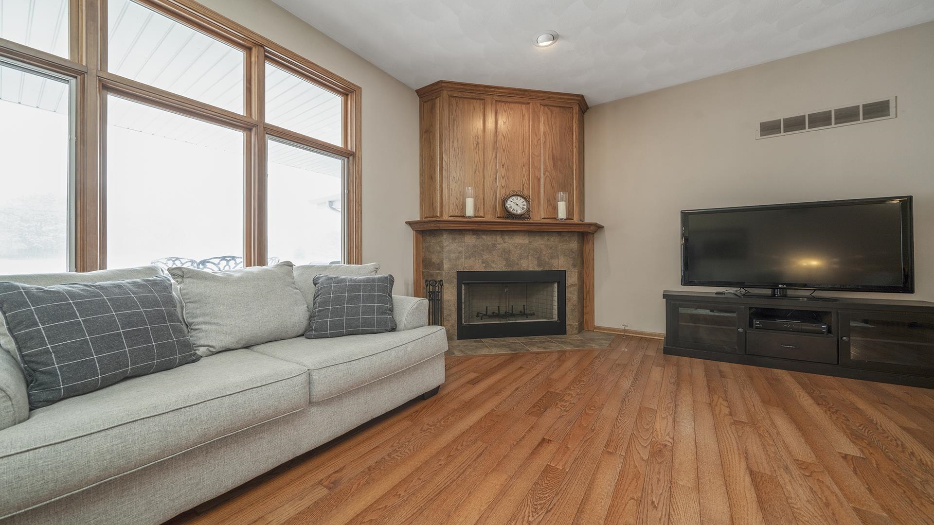 2590 3 Forks Road Belvidere, IL 61008 - Photo 4 of 29 Gallery Image 4