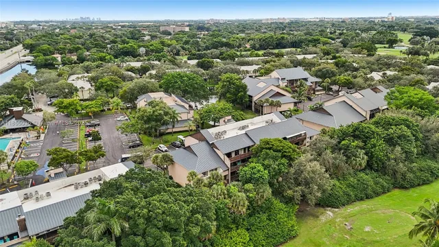 a picture of a bench in the wall