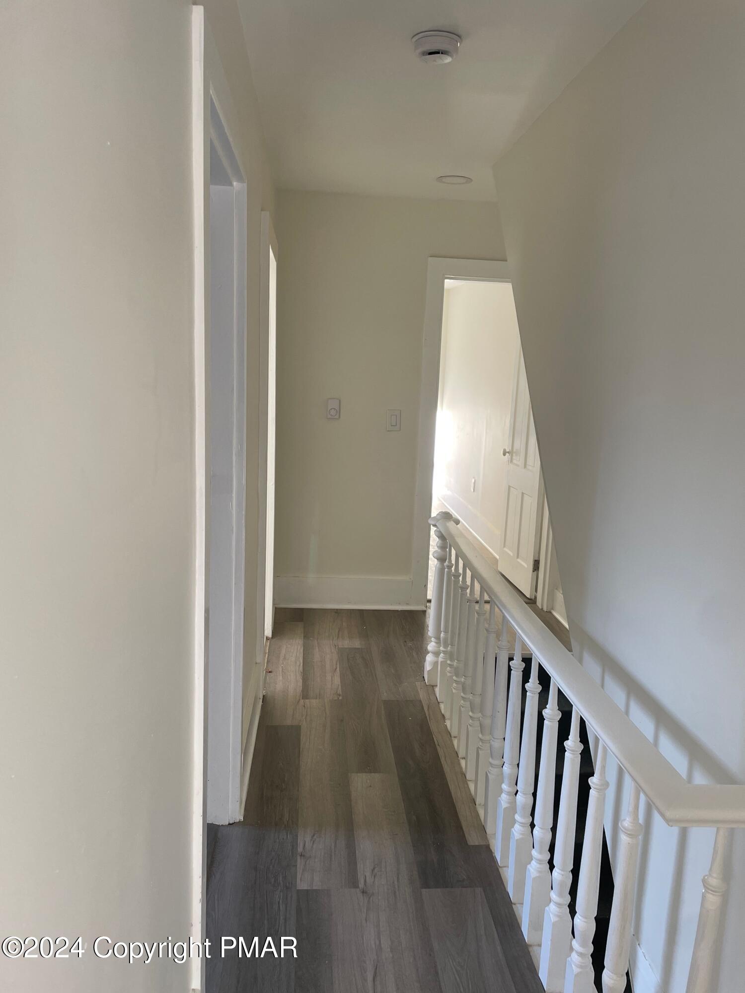 714 Scott Street Stroudsburg, PA 18360 - Photo 4 of 12 image (1)