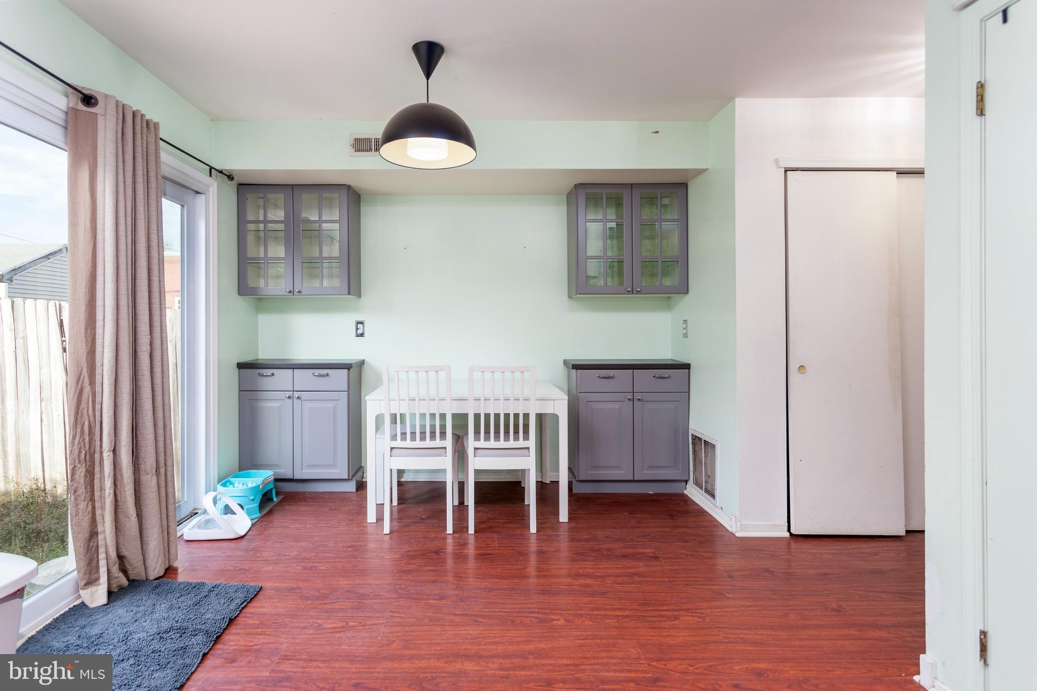 459 Vernon Road Philadelphia, PA 19119 - Photo 5 of 20 Dining room