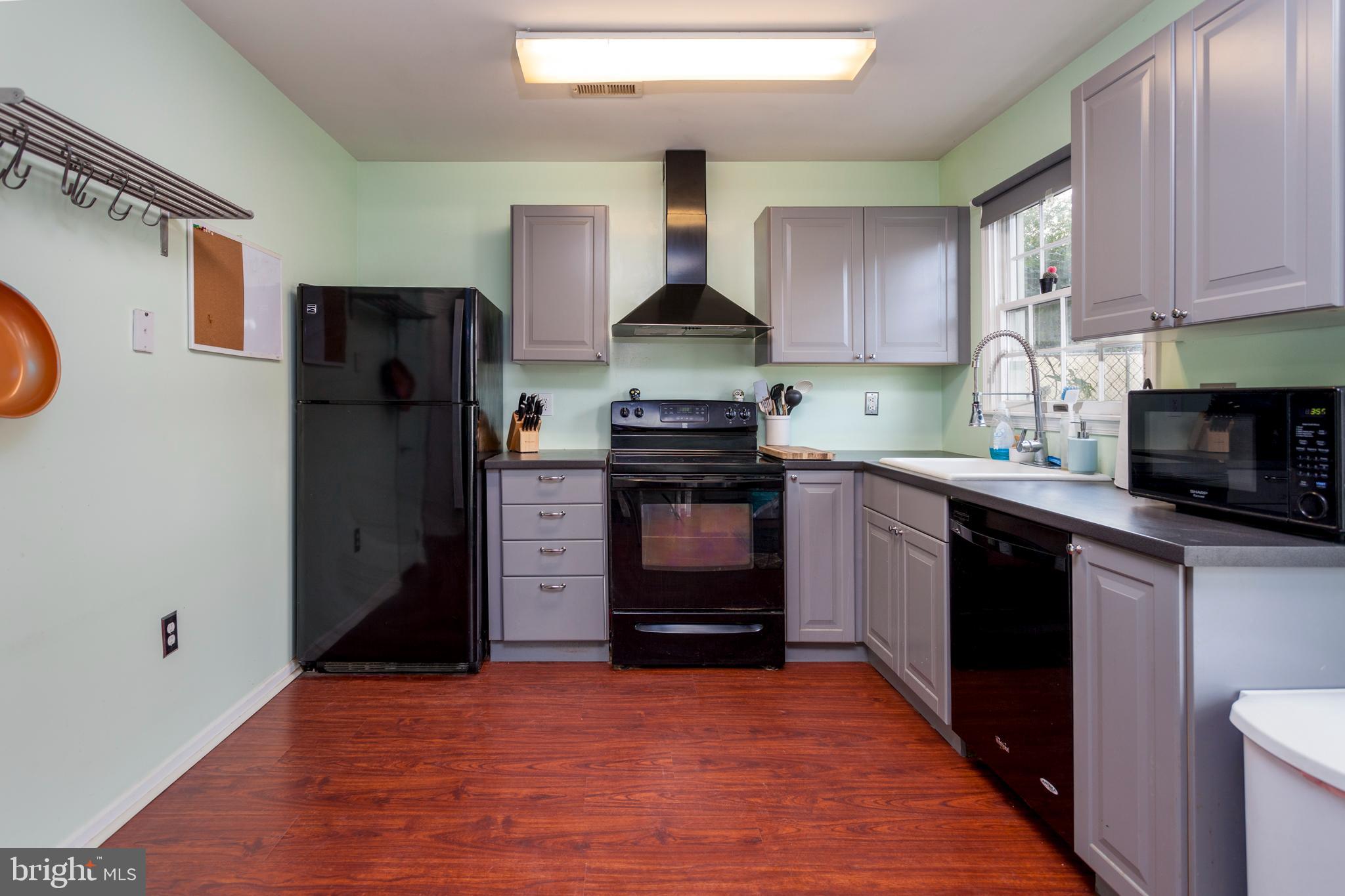 459 Vernon Road Philadelphia, PA 19119 - Photo 7 of 20 Kitchen
