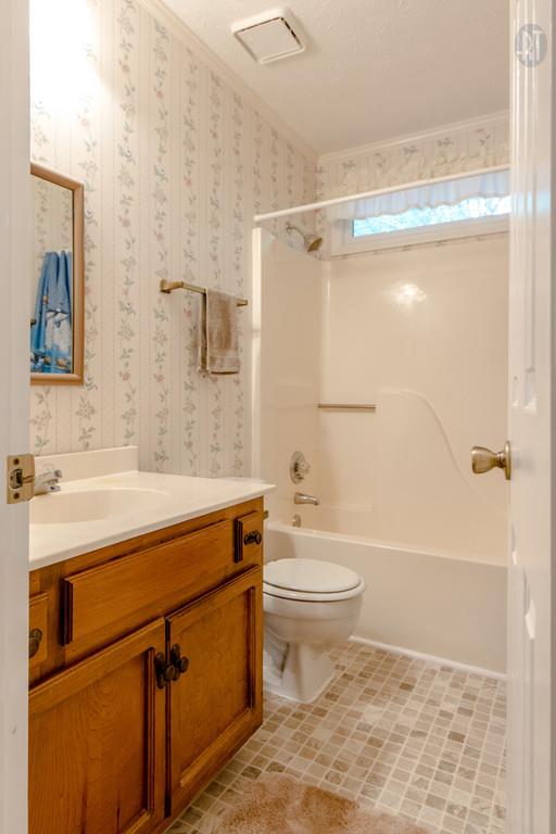 471 Calista Road White House, TN 37188 - Photo 15 of 25 2nd full bath