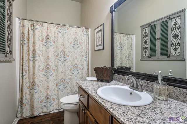 $500,000 | 21161 Waterfront E Drive, Maurepas, LA 70449