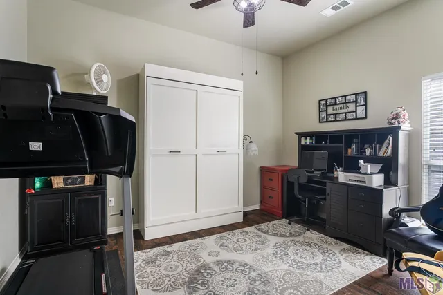 $500,000 | 21161 Waterfront E Drive, Maurepas, LA 70449