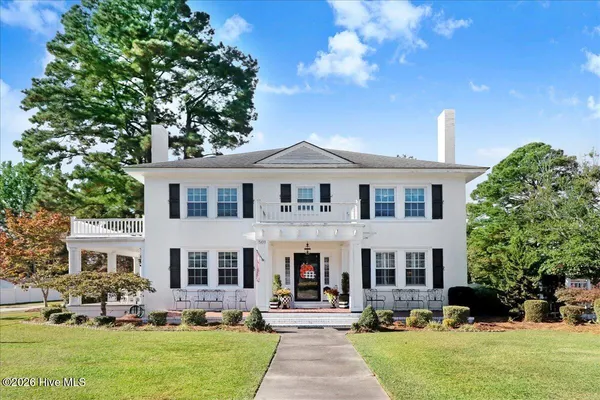 $510,000 | 501 West Main Street, Mount Olive, NC 28365