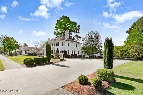 $510,000 | 501 West Main Street, Mount Olive, NC 28365