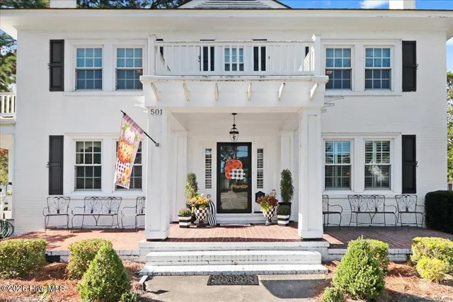 $510,000 | 501 West Main Street, Mount Olive, NC 28365