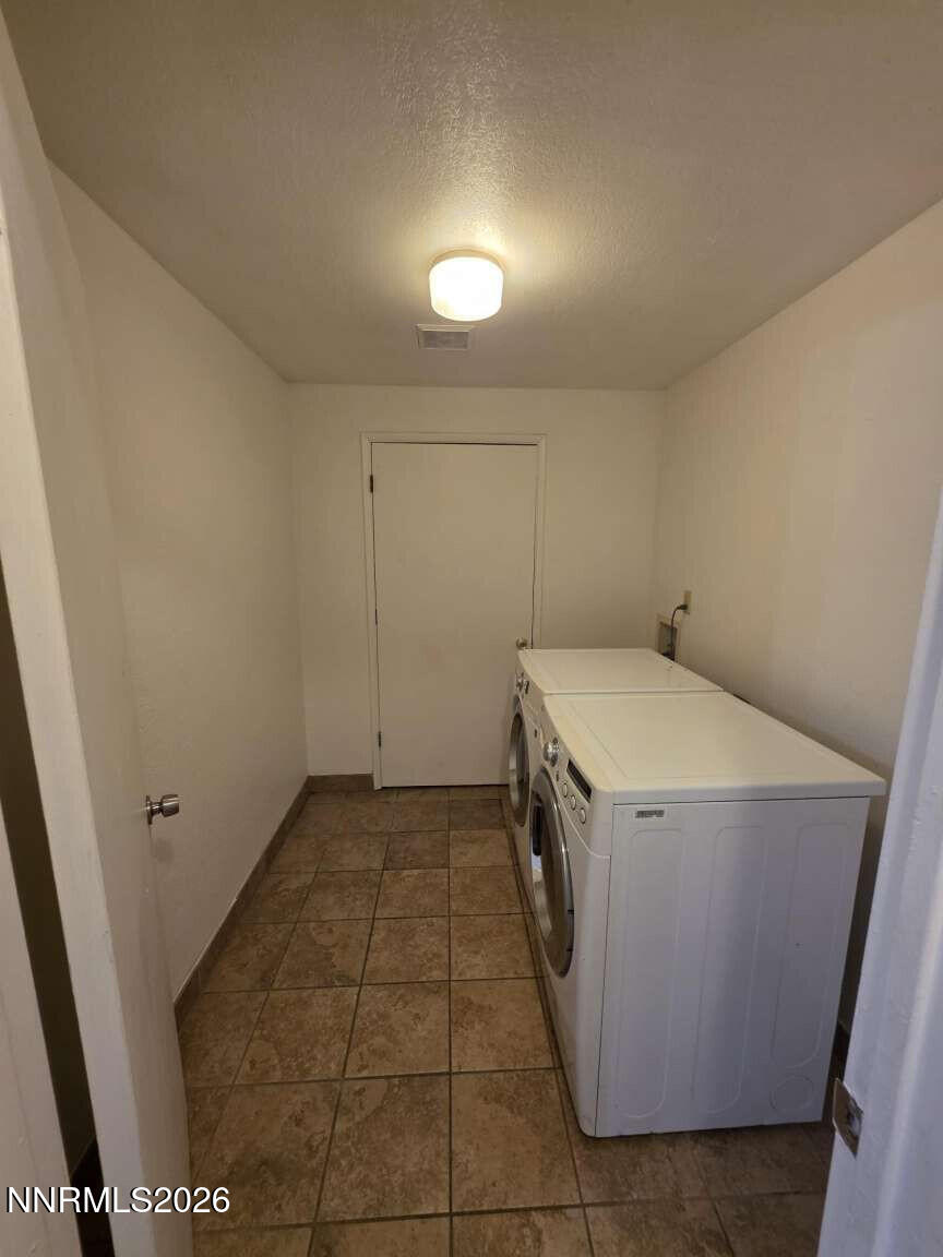 12141 Mt Anderson Street Reno, NV 89506 - Photo 4 of 10 Asselin.4