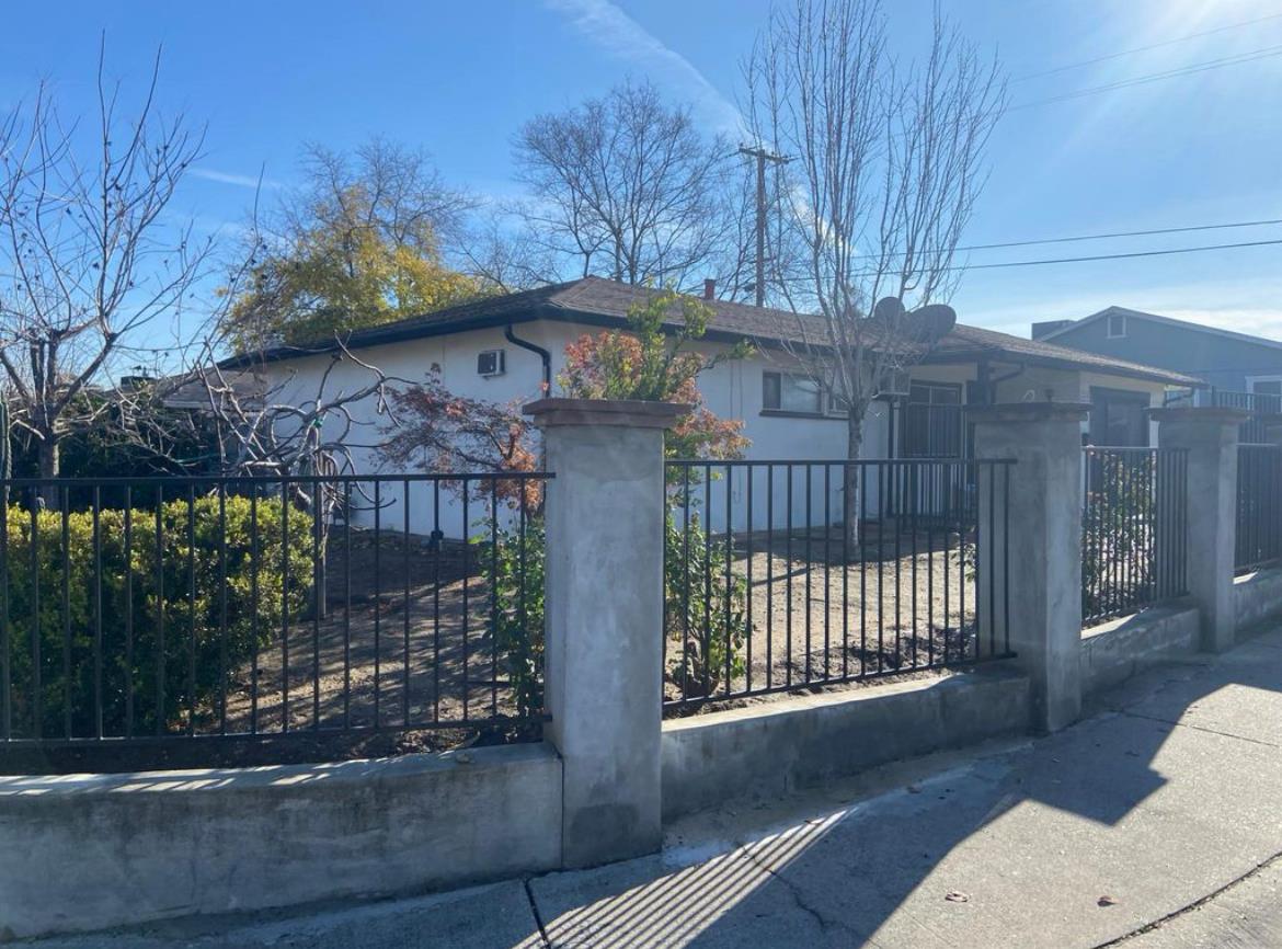 5950 Gay Way North Highlands, CA 95660 - Photo 3 of 12