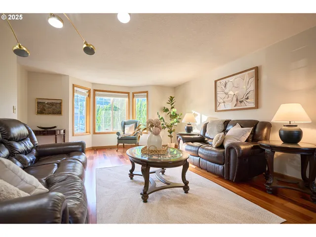 $600,000 | 2101 Northeast 151st Court, Vancouver, WA 98684