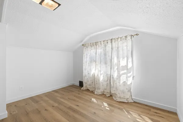 $215,000 | 2501 20th Avenue, Rock Island, IL 61201