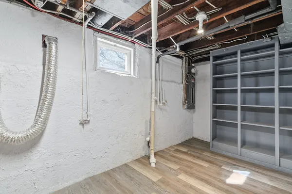 $215,000 | 2501 20th Avenue, Rock Island, IL 61201