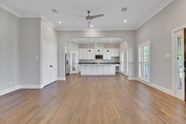 $459,000 | 930 Paradise Drive, Coldspring, TX 77331