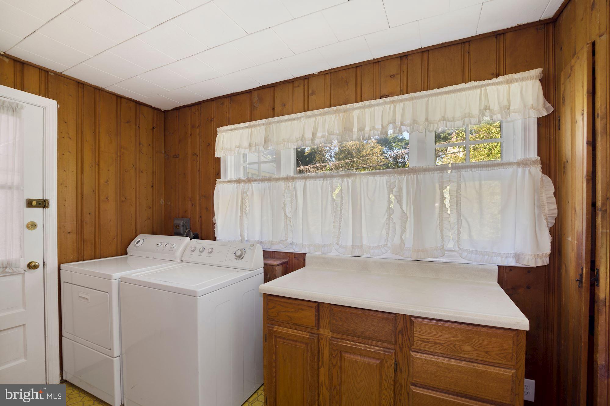 1 Fairhill Road Wallingford, PA 19086 - Photo 11 of 27 Laundry Room