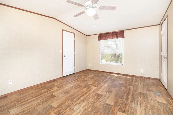 $130,000 | 124 Lohn Street, Brady, TX 76825