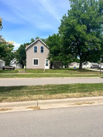 $69,550 | 310 6th Street, Dawson, MN 56232