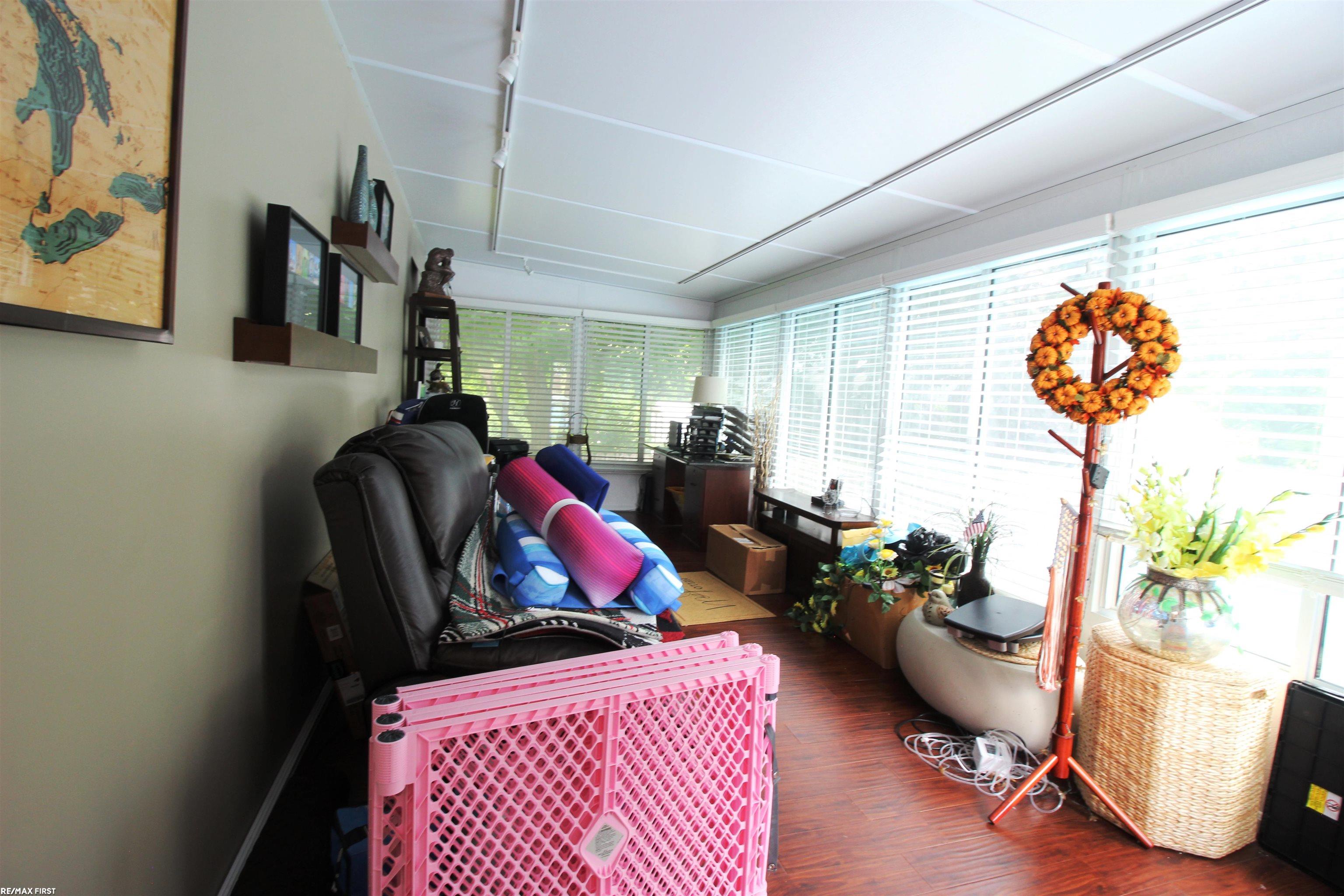 8332 East Pearson Road Utica, MI 48316 - Photo 13 of 38 Gallery Image 13