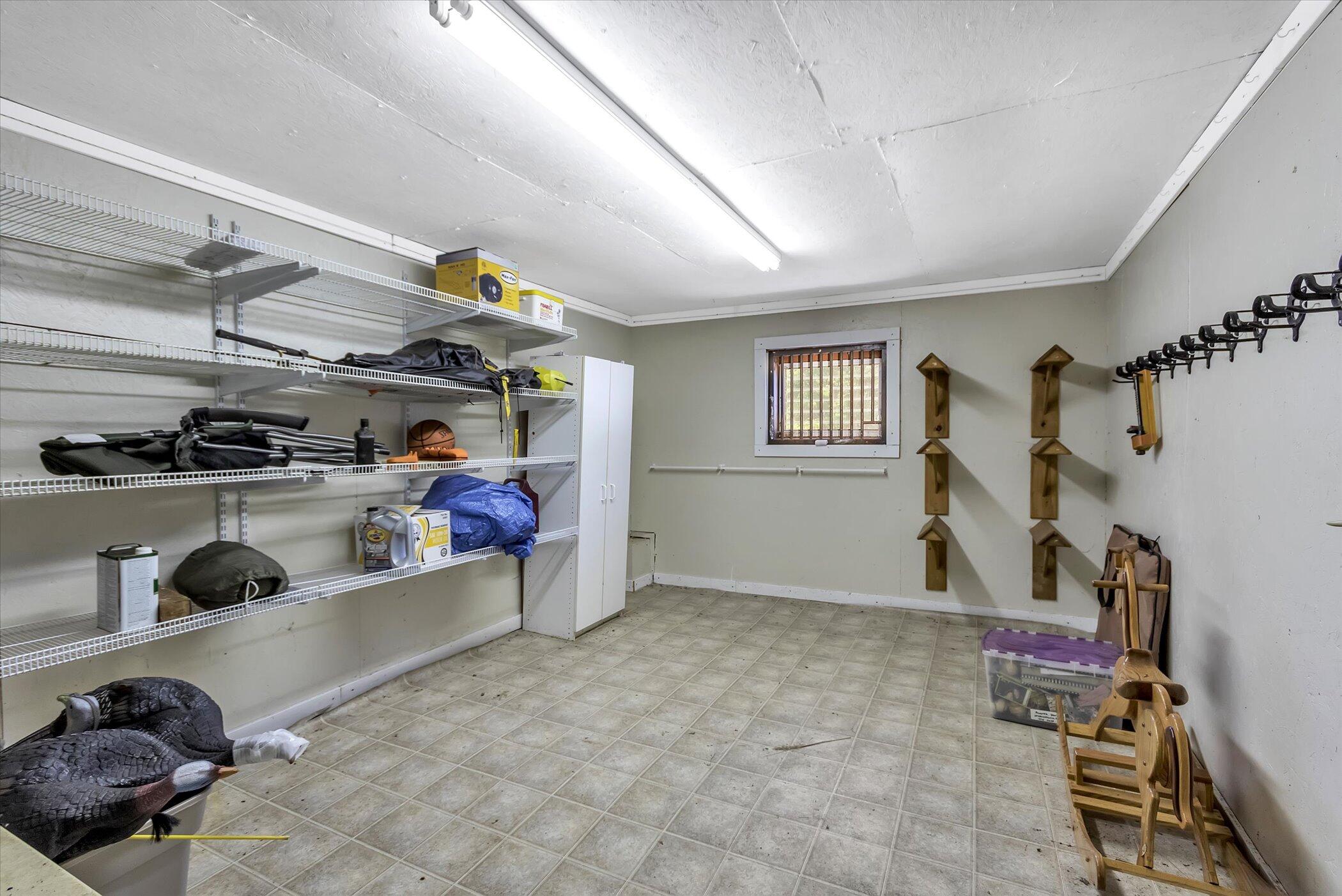 5255 Halbert Road Battle Creek, MI 49017 - Photo 9 of 49 15-5255-Halbert-Rd-WindowStill-Real-Esta