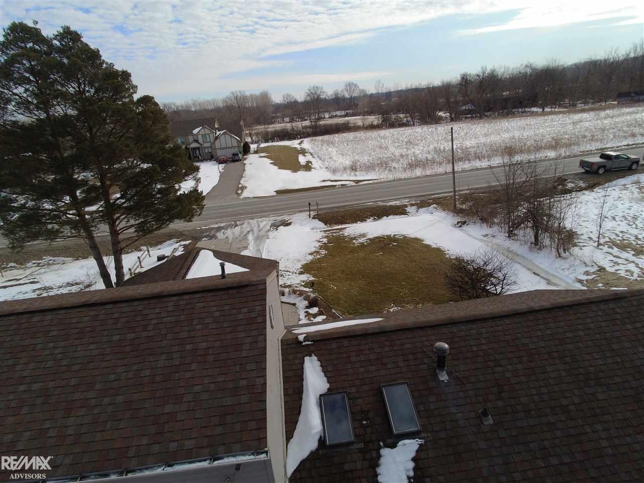 55389 Fairchild Road Macomb, MI 48042 - Photo 59 of 61 50006995-59.JPG