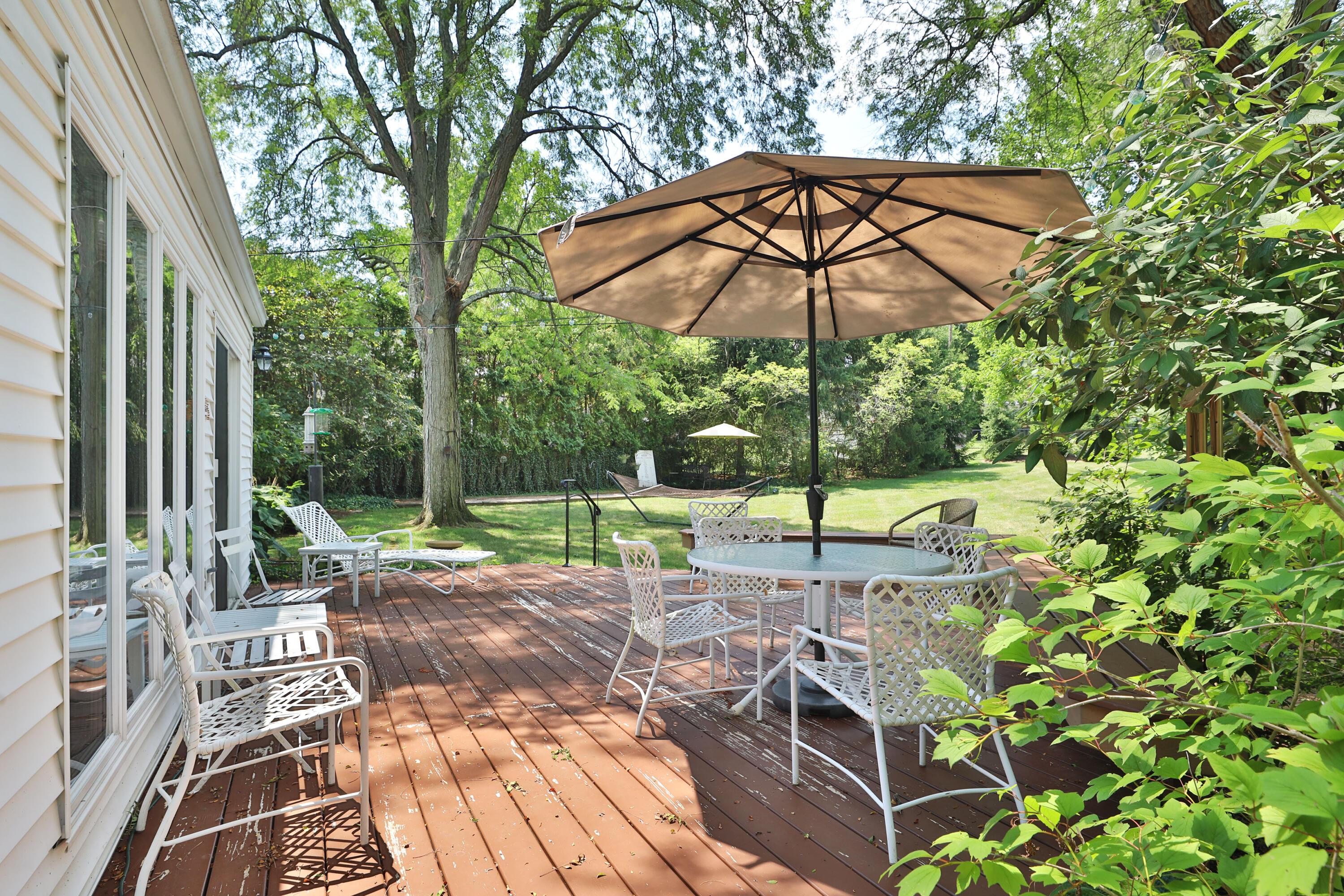 4347 Castleton Road Columbus, OH 43220 - Photo 50 of 71 Patio