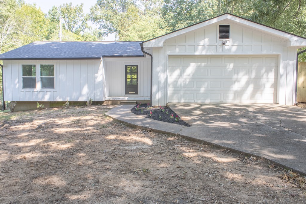 1409 Threadmill Road Dalton, GA 30720 - Photo 32 of 43 Gallery Image 32
